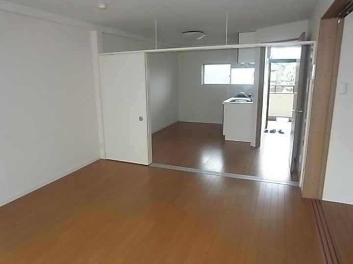 岐阜県羽島郡笠松町西町(マンション)の賃貸物件の居間