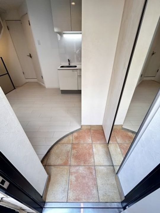 プライベートプレイス広尾の玄関