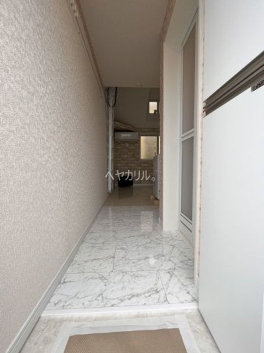 神奈川県横浜市保土ヶ谷区桜ケ丘2(アパート)の賃貸物件の玄関