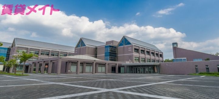 三重県津市大里窪田町(一戸建)の賃貸物件の周辺