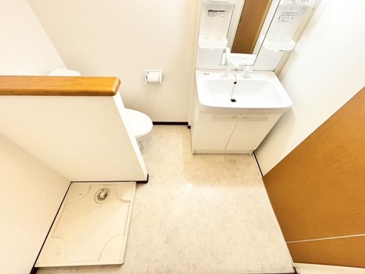 栗真MSビルの内装