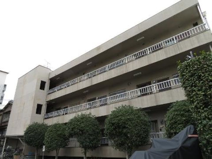 栄和第1マンションの外観