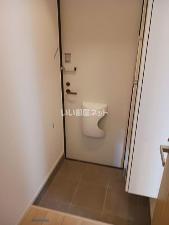 大阪府泉佐野市羽倉崎上町1(アパート)の賃貸物件の玄関