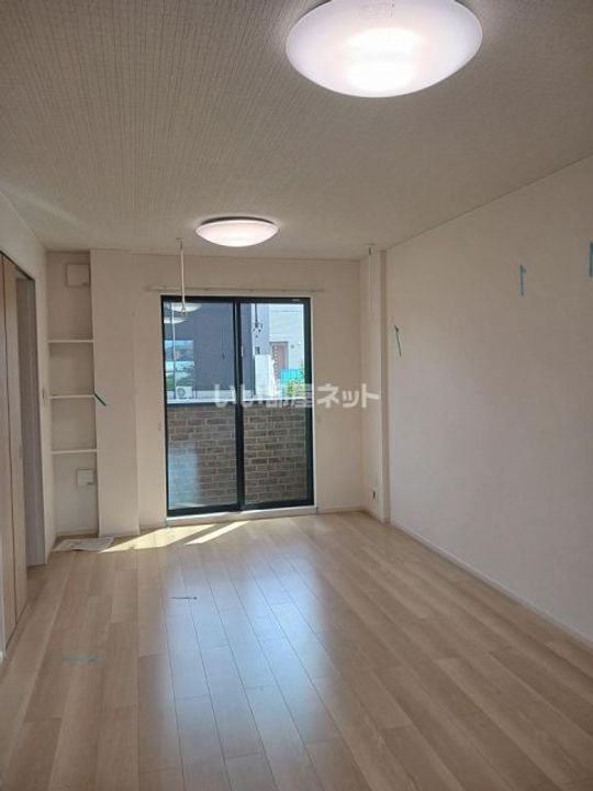 大阪府泉佐野市羽倉崎上町1(アパート)の賃貸物件の居間