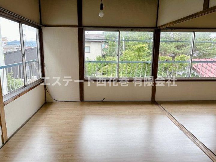 鎌田荘の居間