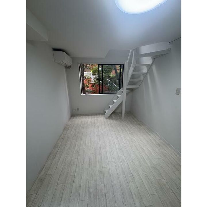 東京都新宿区上落合1(マンション)の賃貸物件の内装