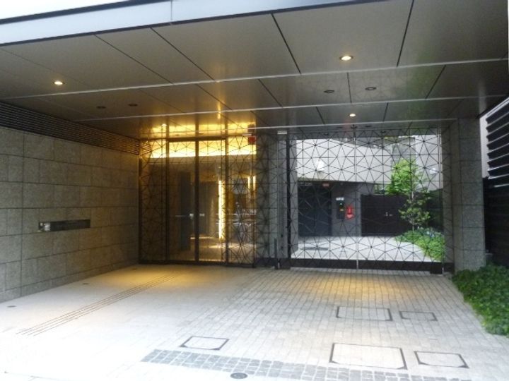 プラウド市谷柳町の地図