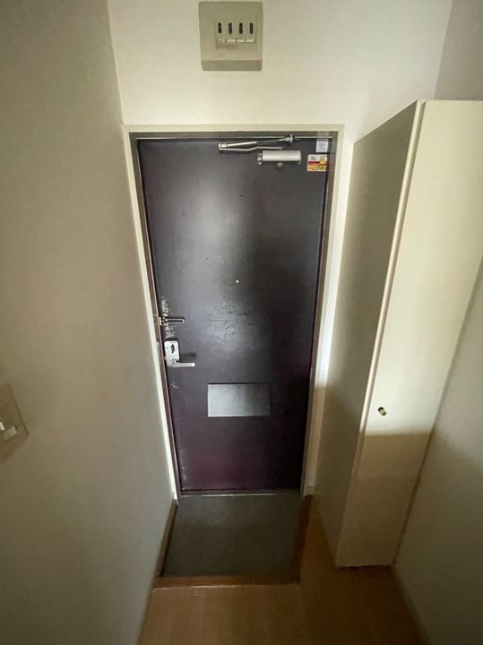 北浜パレスの玄関