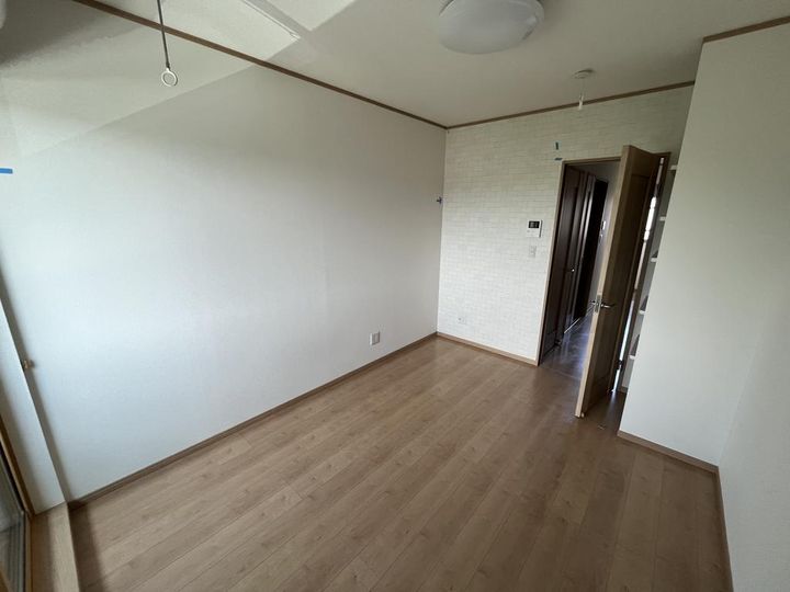 メゾンエスポワール堤町の居間