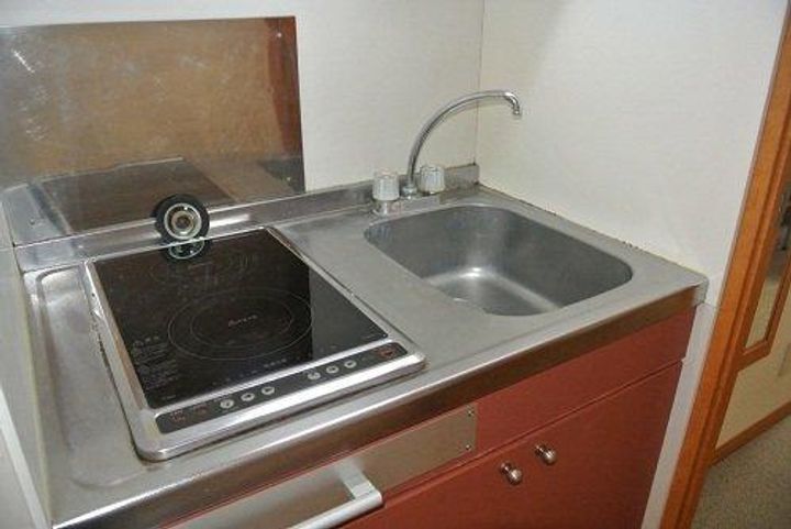 レオパレス三秀Cのキッチン