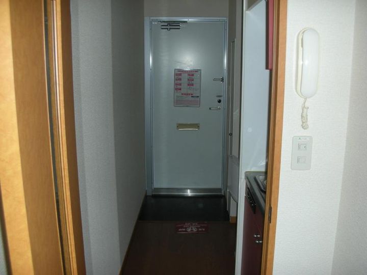 レオパレス三秀Cの内装