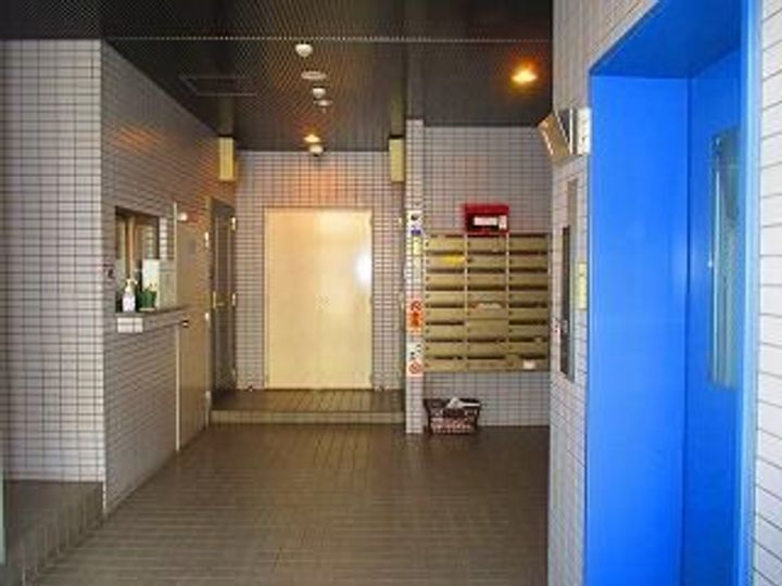 神奈川県横浜市西区久保町の賃貸マンションの地図