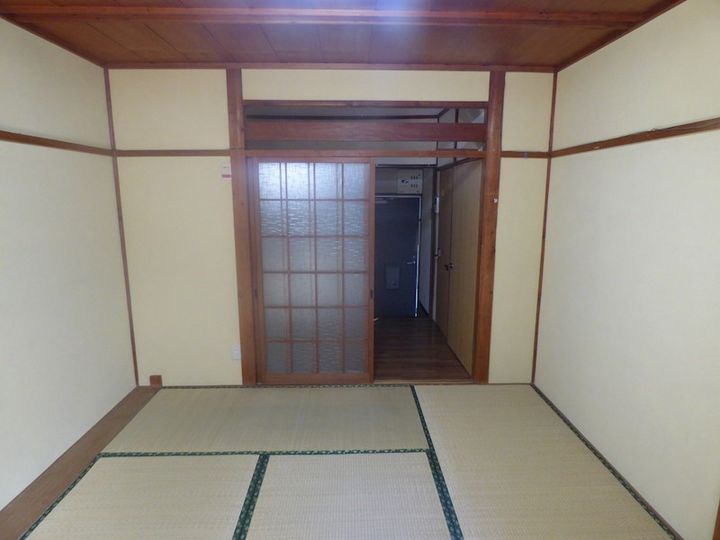 西野荘の居間