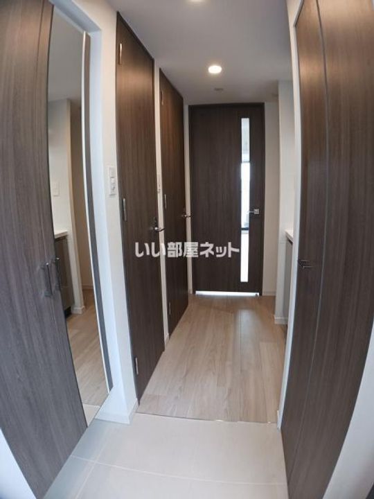 大阪府堺市西区浜寺石津町西1(マンション)の賃貸物件の玄関