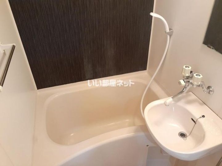 大阪府枚方市禁野本町1(マンション)の賃貸物件の風呂
