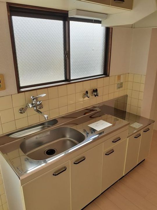 大阪府藤井寺市藤ケ丘3(マンション)の賃貸物件のキッチン