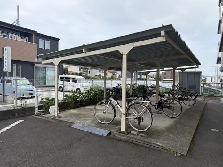 神奈川県小田原市新屋(マンション)の賃貸物件の地図