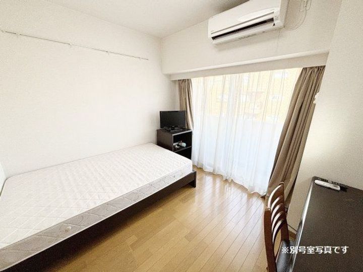 スカイコート東大前壱番館の居間