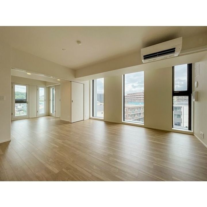 ザ・ケンジントン・レジデンス横濱片倉の居間