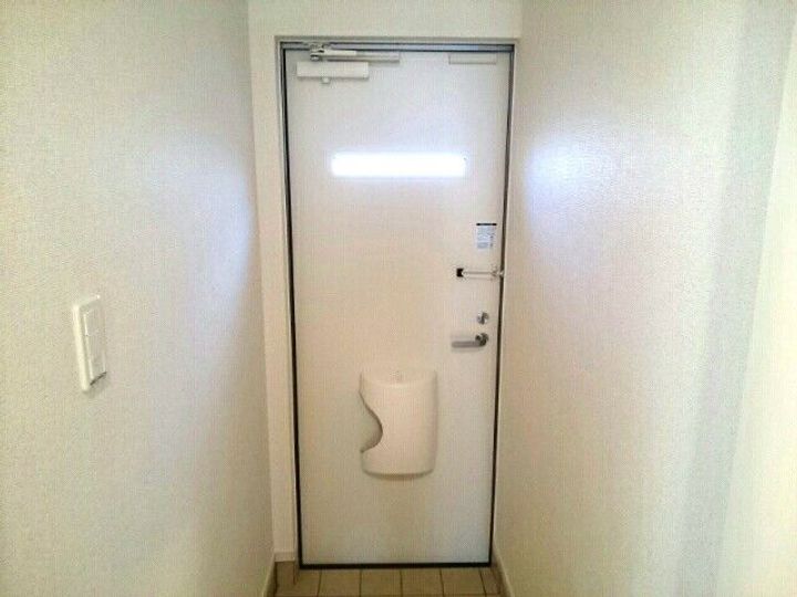 エスポワール IIの玄関