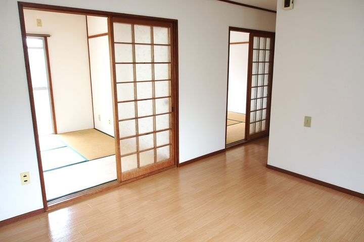 大阪府大阪市住吉区杉本1(マンション)の賃貸物件の居間