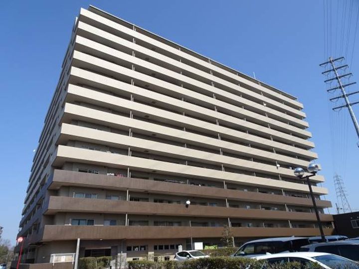 メゾンドール瀬田公園都市I番館の外観