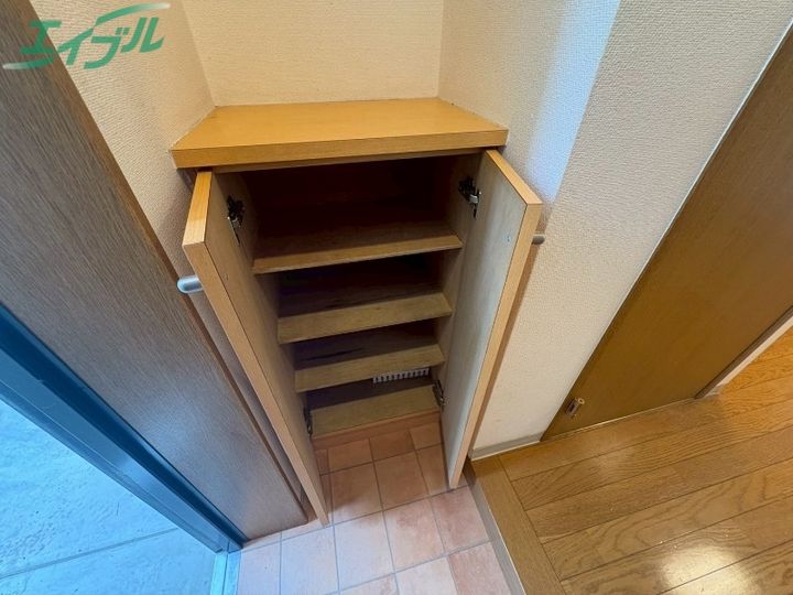 T’s Squareの玄関