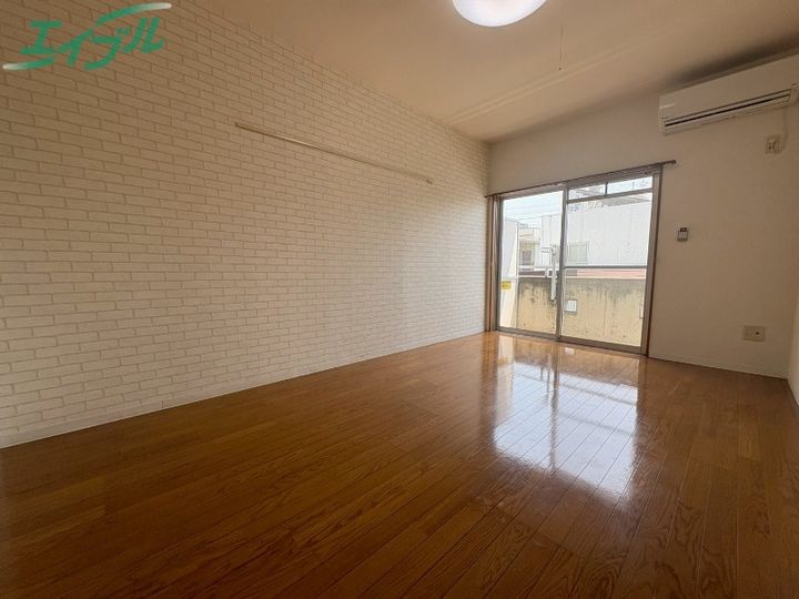 T’s Squareの内装