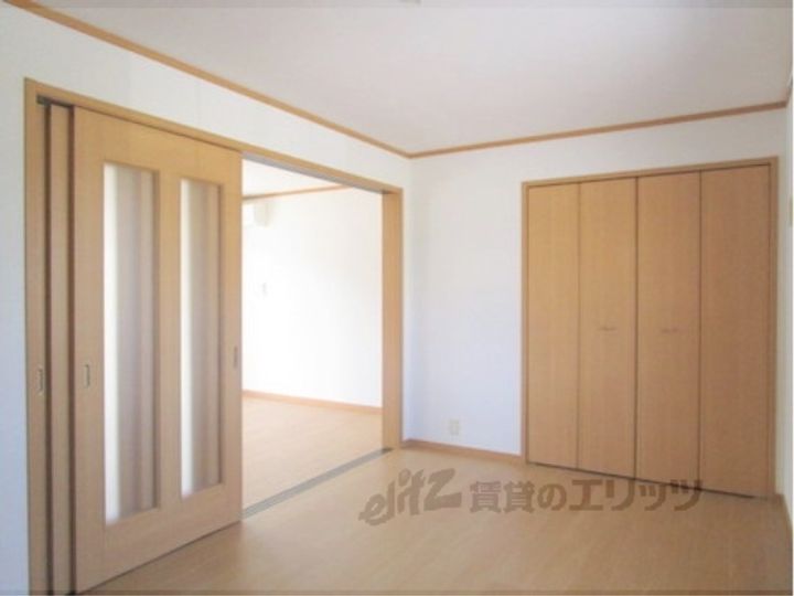 ユキ・シンクラの居間