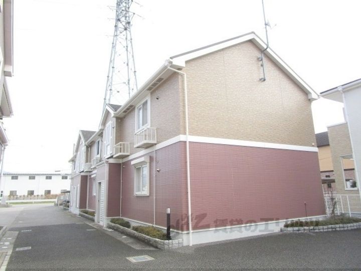 ユキ・シンクラの外観