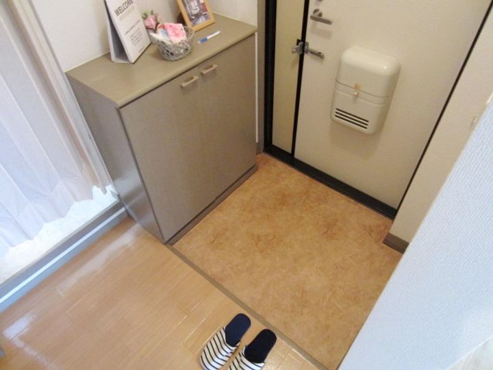 ブランミュールの玄関
