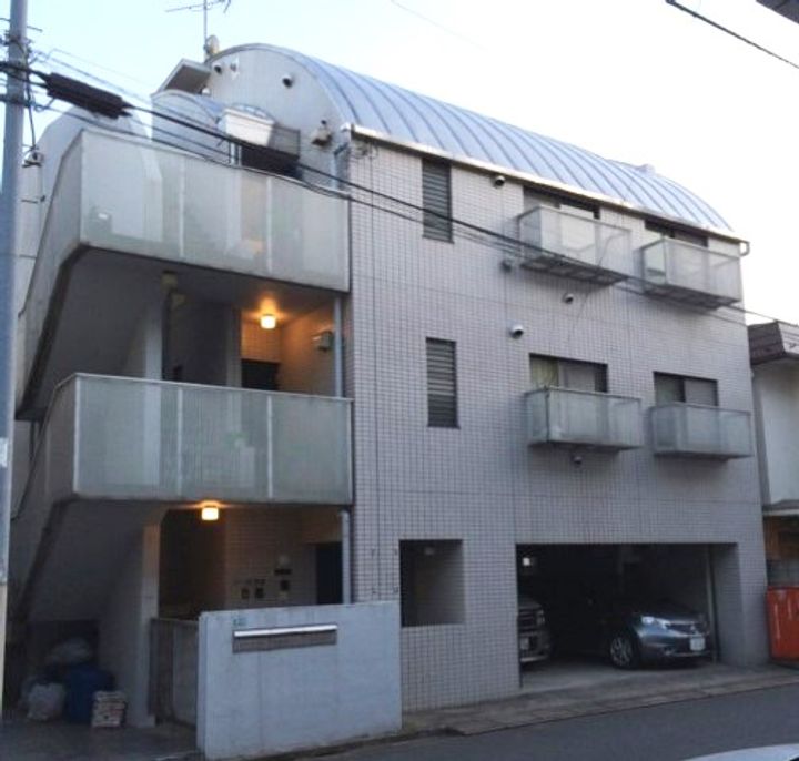 溝井ビルの外観