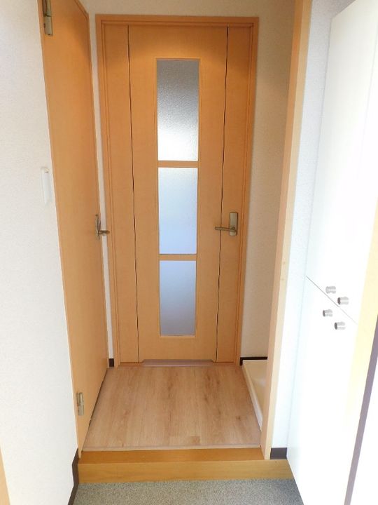 ピュアクリスタルの玄関