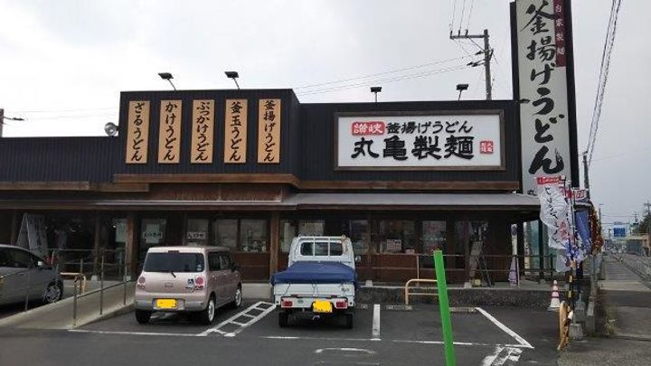 シャノアールの周辺