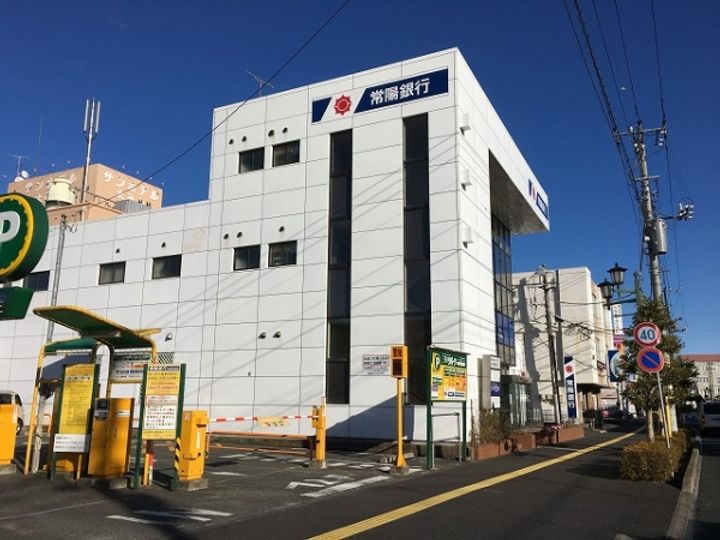 カワマタハイツ A棟の周辺