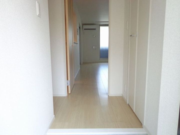 L’iLL 登町の玄関