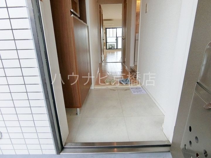 大阪府大阪市城東区成育2(マンション)の賃貸物件の玄関