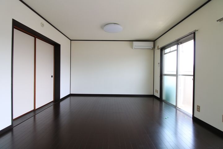 コーポ隅田の居間