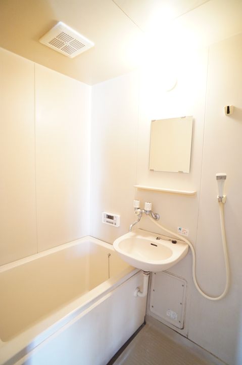 ハラハイツの風呂