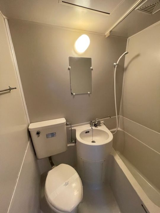 Bハウジングの風呂