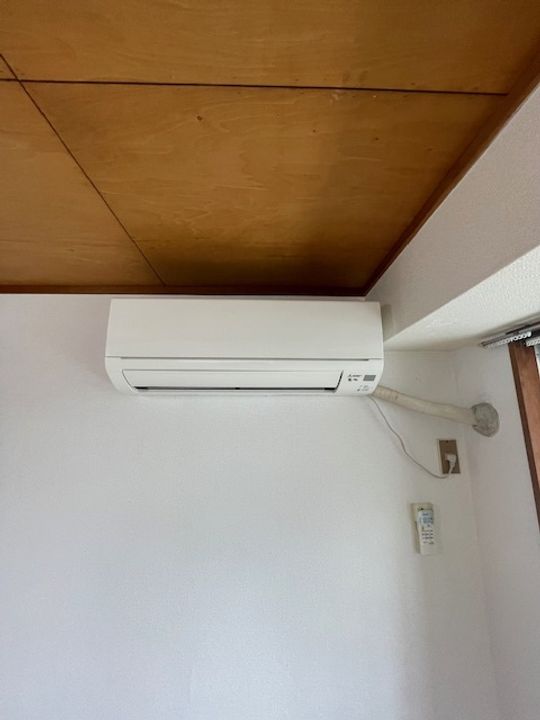 Bハウジングの内装