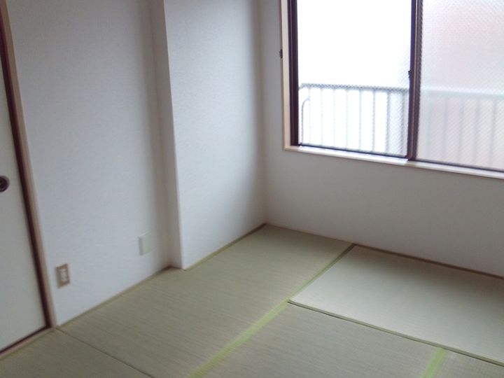 コーポ35ヤナギヤの居間