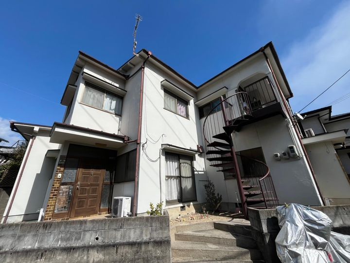 仁方西神アパートの外観