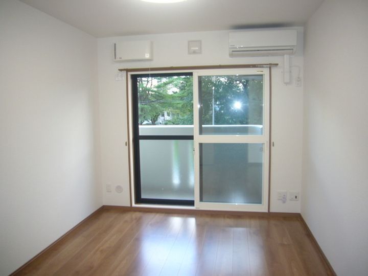 プランドール北上の居間