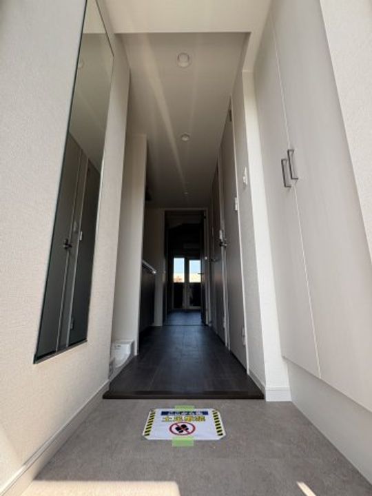 プレサンス深江橋ラヴィゲートの玄関