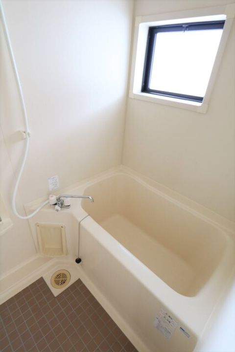 アースアイランドIIIの風呂