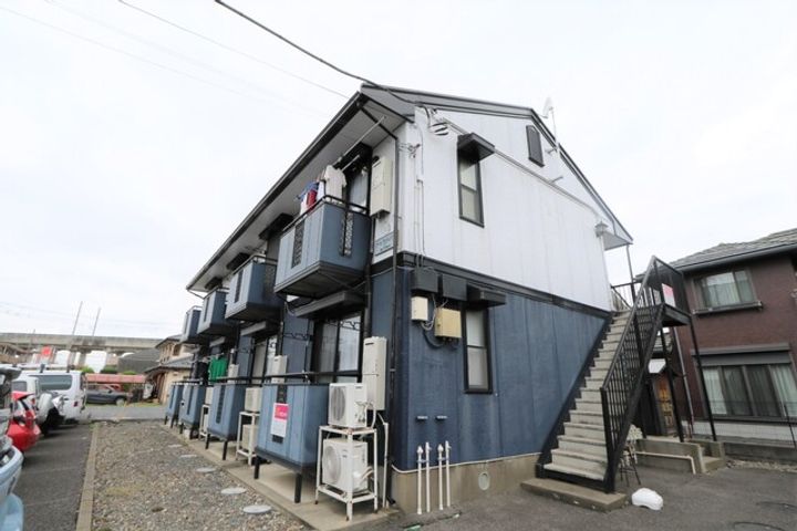 アースアイランドIIIの外観