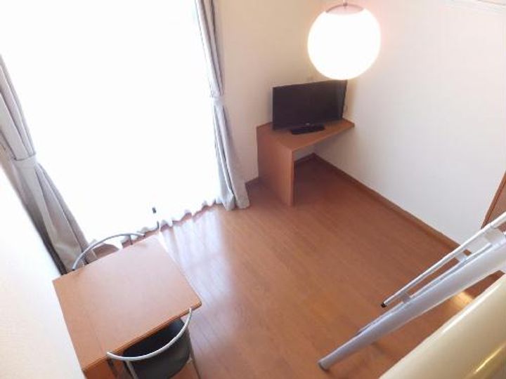 レオパレス北原の居間