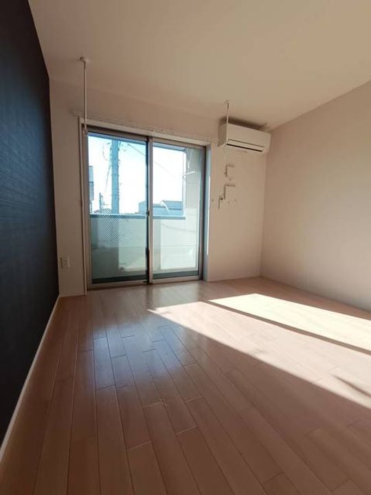 サザンクロス(愛甲東2)【0】の居間