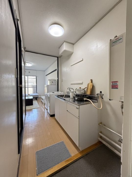 東京都多摩市南野3(マンション)の賃貸物件の玄関